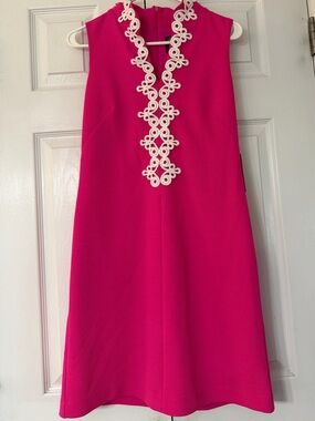 Vince Camuto Sleeveless Hot Pink Dress with White Trim Size 4